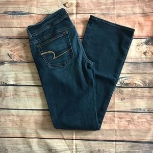 Boot cut jeans